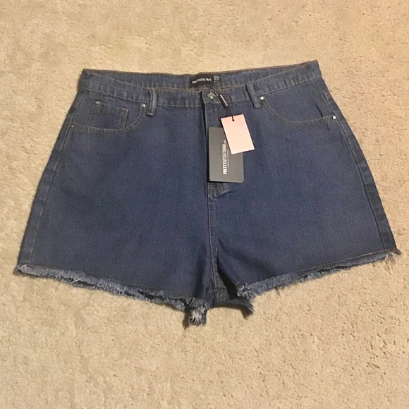 PrettyLittleThing Pants - PrettyLittleThing Mid Wash Blue Denim Shorts Sz 12